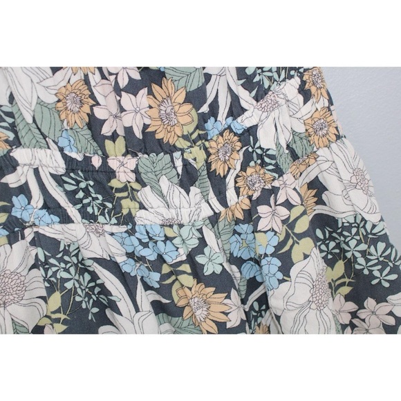 American Eagle Romper in EUC - Picture 3 of 4